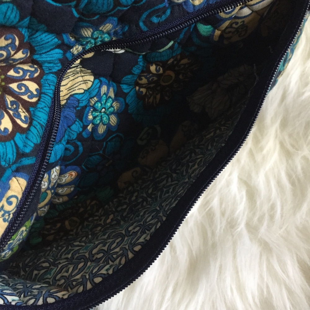 Royal Blue Vera Bradley Cross Body Bag - Picture 5 of 6